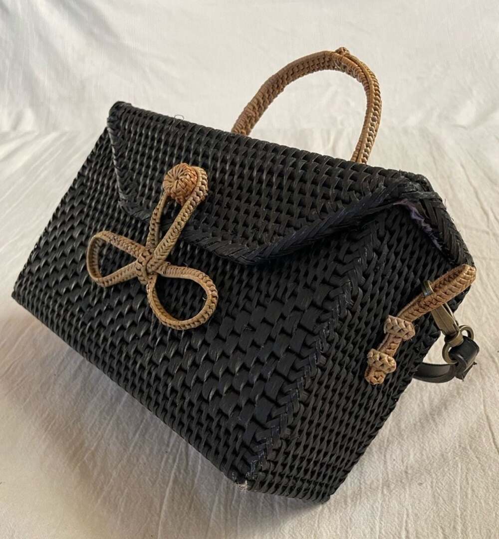 POPPY + SAGE Rattan Crossbody with Top Handle Black - Picture 8 of 8